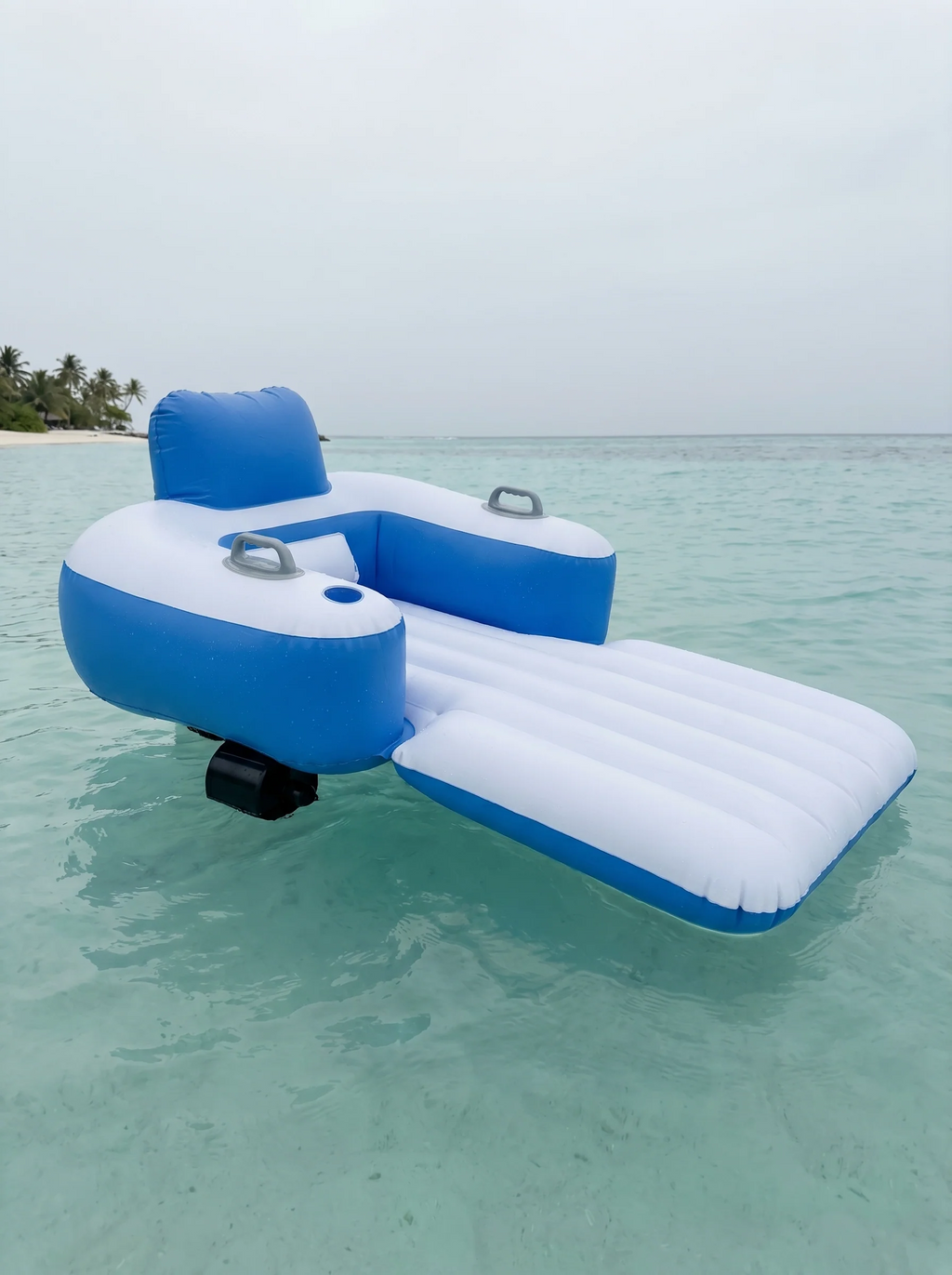 AQUALUXE - INFLATABLE WATER FLOAT